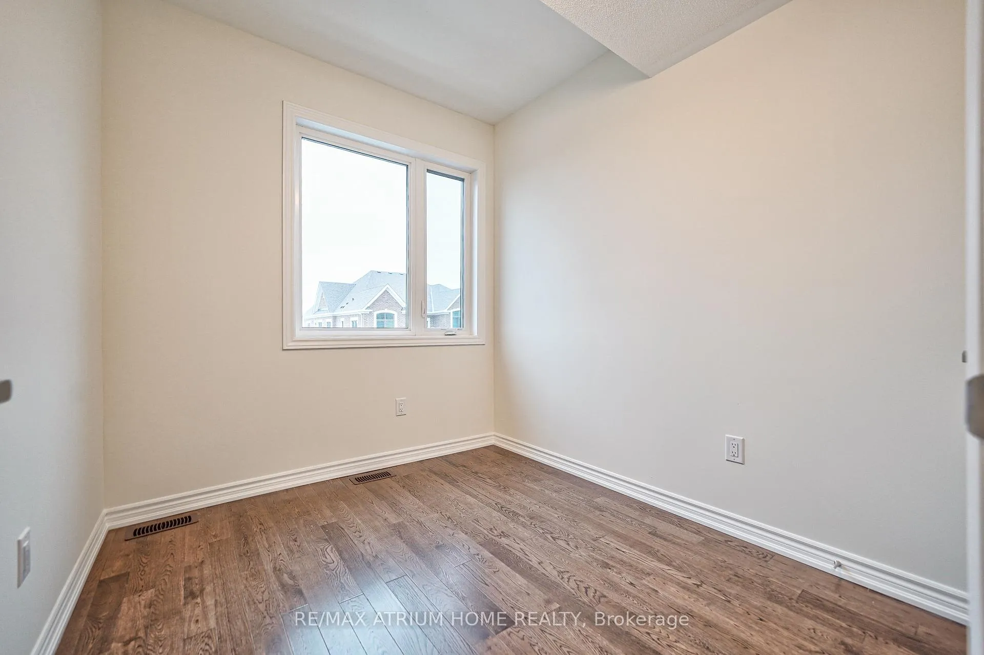 Photo 31 of 4 Thomas Frisby Jr. Crescent, Markham, Victoria Square — HOMEH