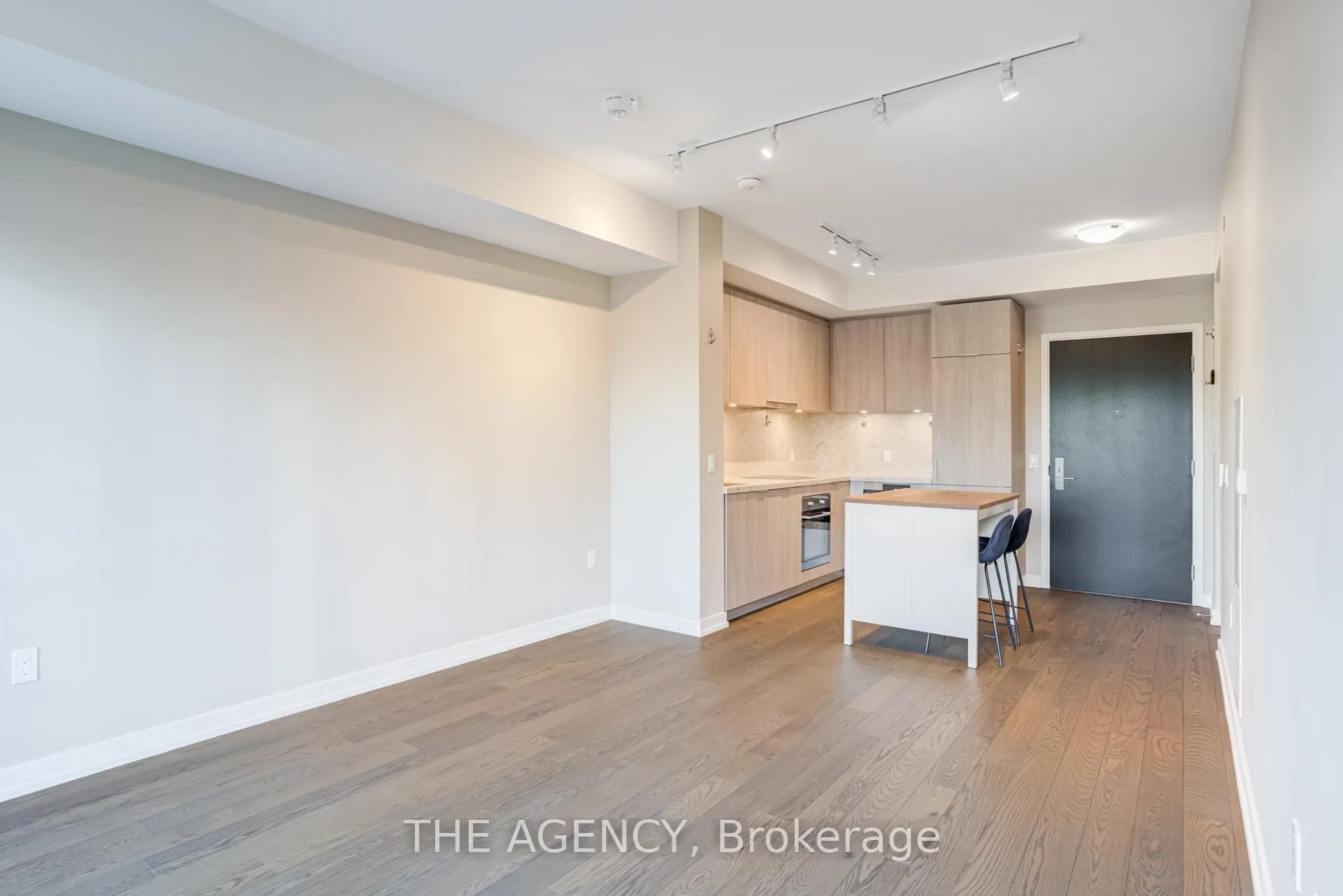 Photo 5 of Unit 1108, 158 Front Street E, Toronto, Moss Park — HOMEH