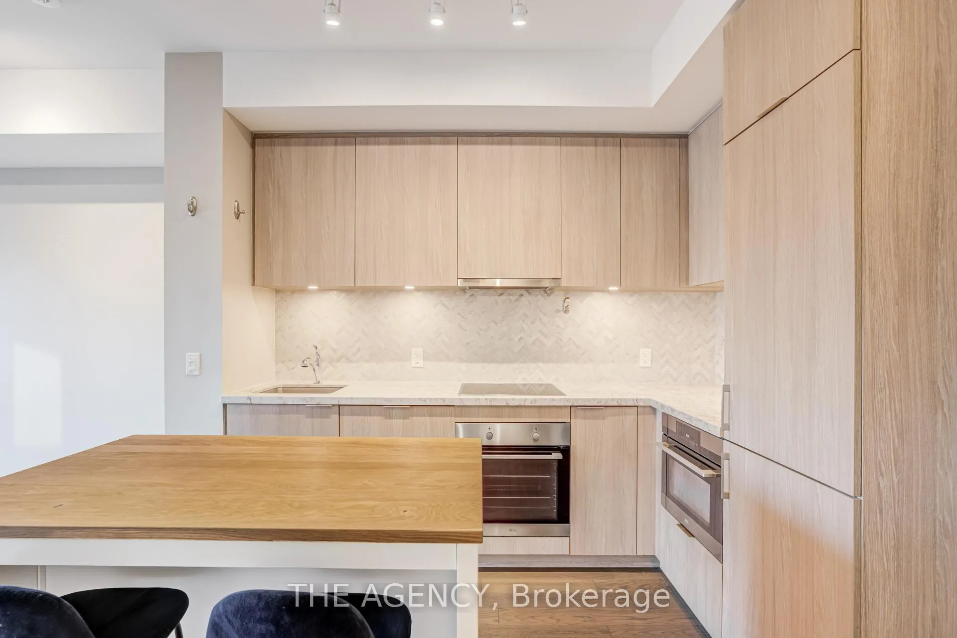 Photo 8 of Unit 1108, 158 Front Street E, Toronto, Moss Park — HOMEH