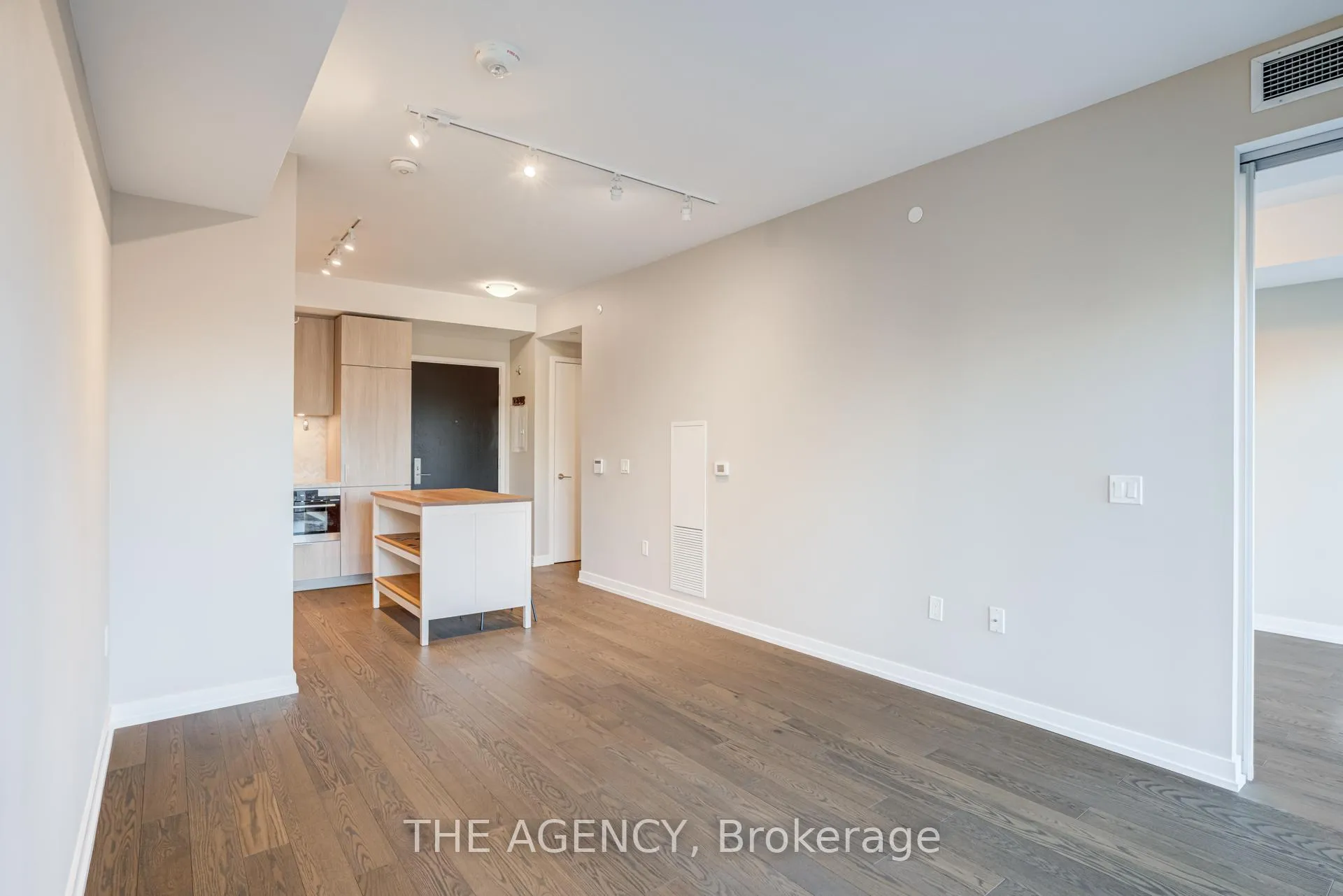 Photo 10 of Unit 1108, 158 Front Street E, Toronto, Moss Park — HOMEH