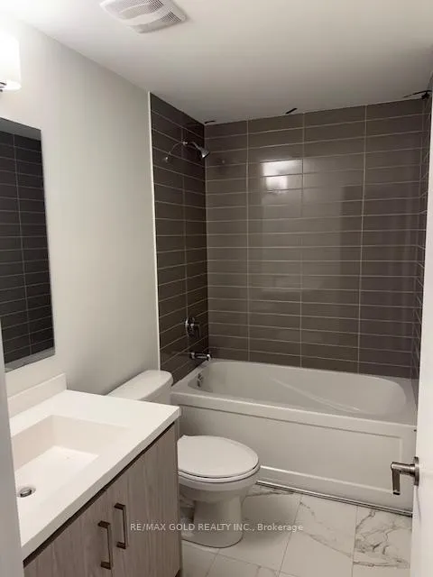 Photo 12 of Unit 365, 90 Honeycrisp Crescent, Vaughan, Vaughan Corporate Centre — HOMEH