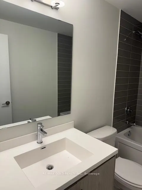 Photo 13 of Unit 365, 90 Honeycrisp Crescent, Vaughan, Vaughan Corporate Centre — HOMEH