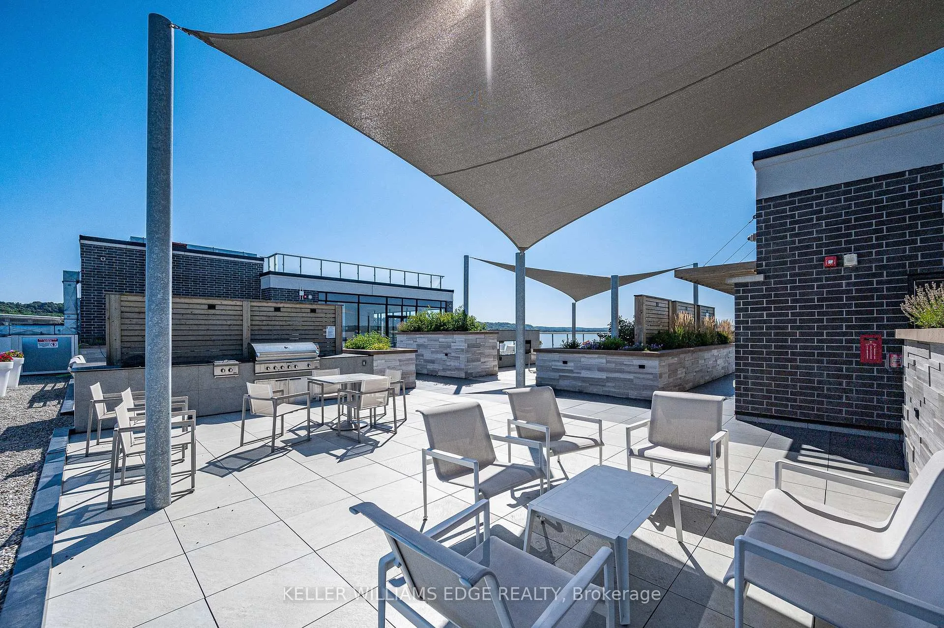 Photo 27 of Unit 415, 101 Locke Street S, Hamilton, Kirkendall — HOMEH