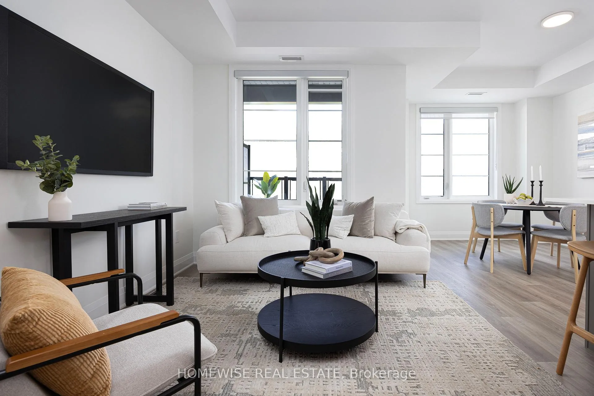 Photo 4 of Unit 9, 600 Brookdale Avenue, Toronto, Bedford Park-Nortown — HOMEH