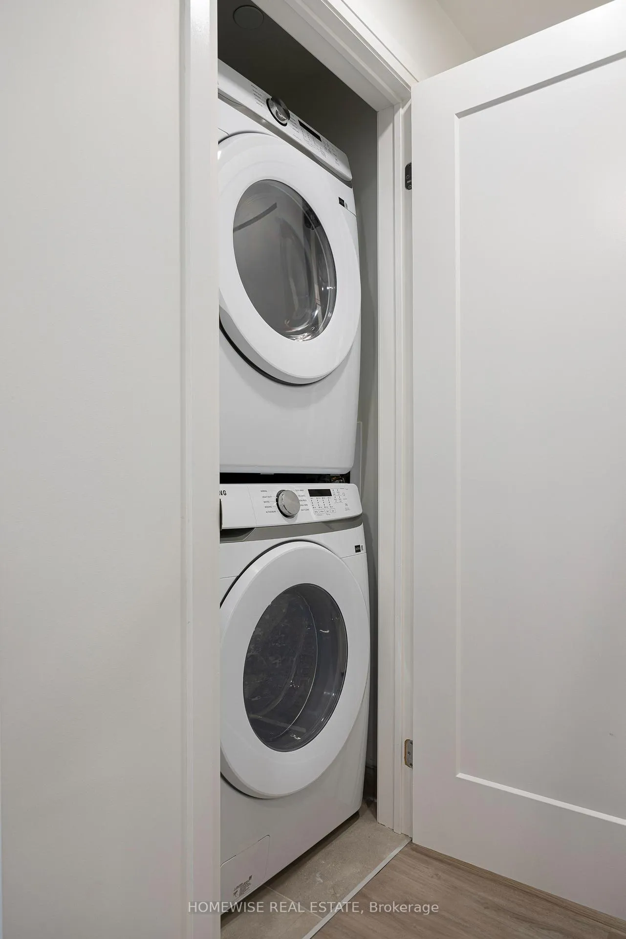 Photo 17 of Unit 9, 600 Brookdale Avenue, Toronto, Bedford Park-Nortown — HOMEH