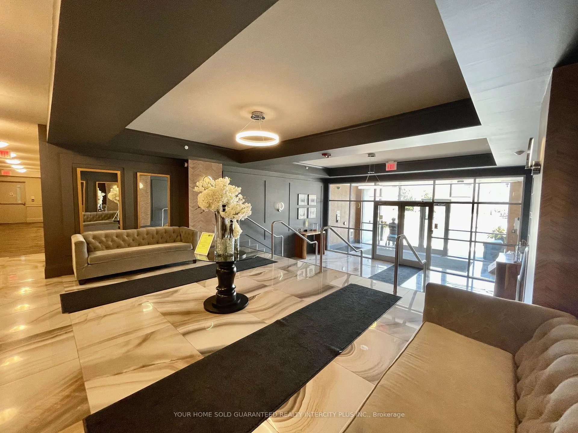 Photo 3 of Unit 516, 8302 Islington Avenue, Vaughan, Islington Woods — HOMEH