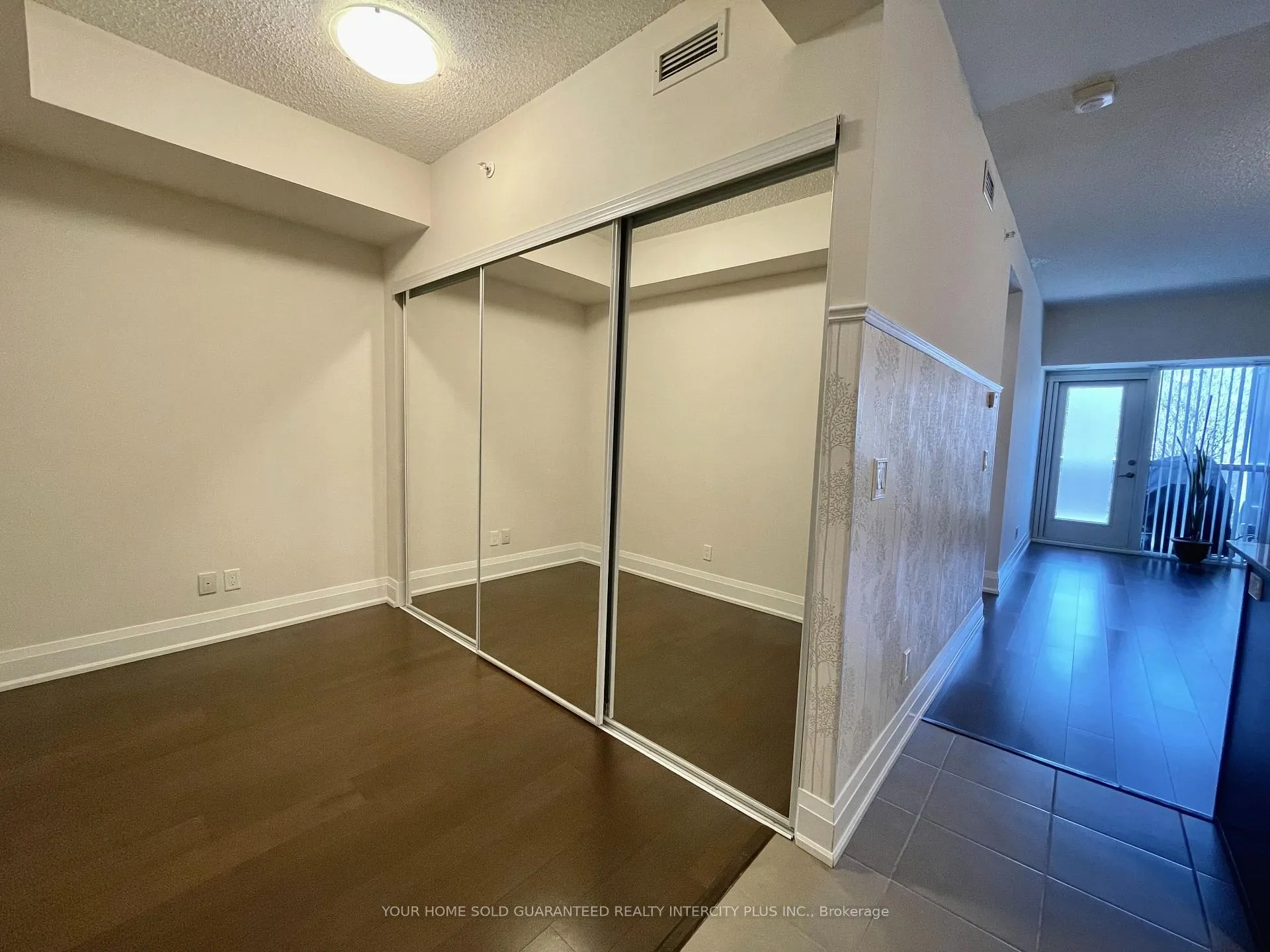 Photo 5 of Unit 516, 8302 Islington Avenue, Vaughan, Islington Woods — HOMEH