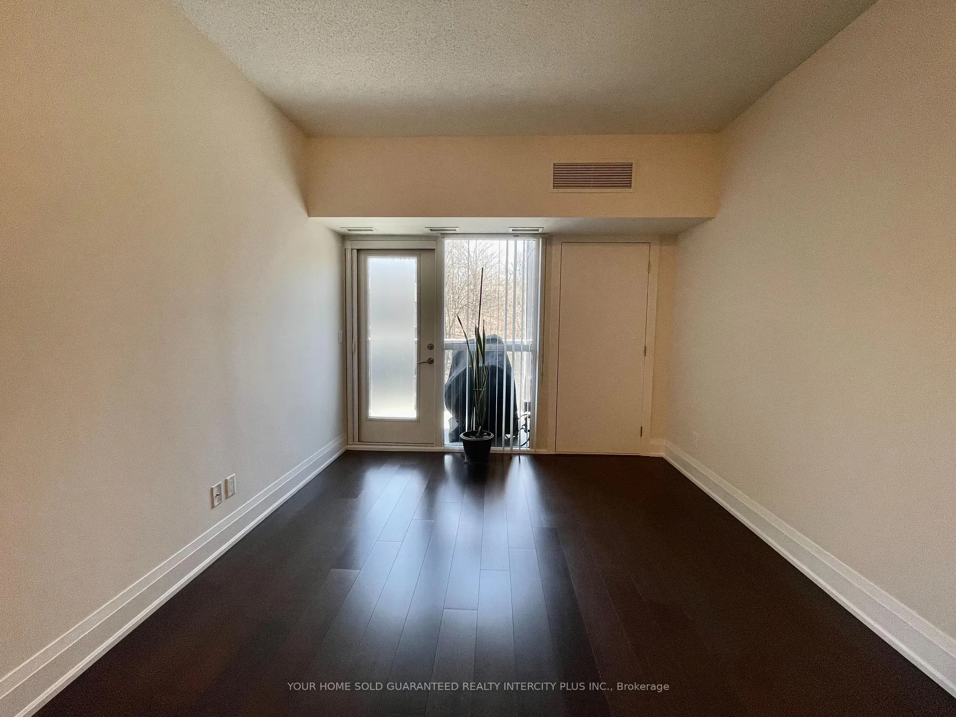 Photo 10 of Unit 516, 8302 Islington Avenue, Vaughan, Islington Woods — HOMEH