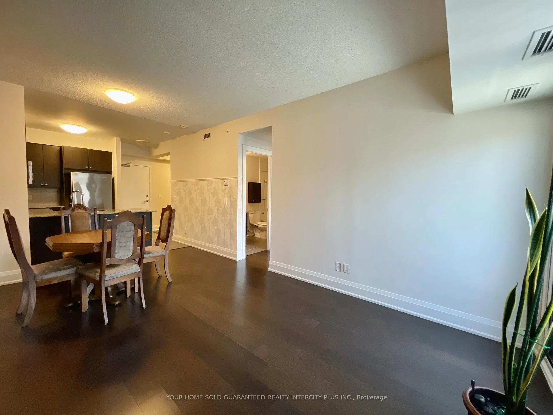 Photo 12 of Unit 516, 8302 Islington Avenue, Vaughan, Islington Woods — HOMEH
