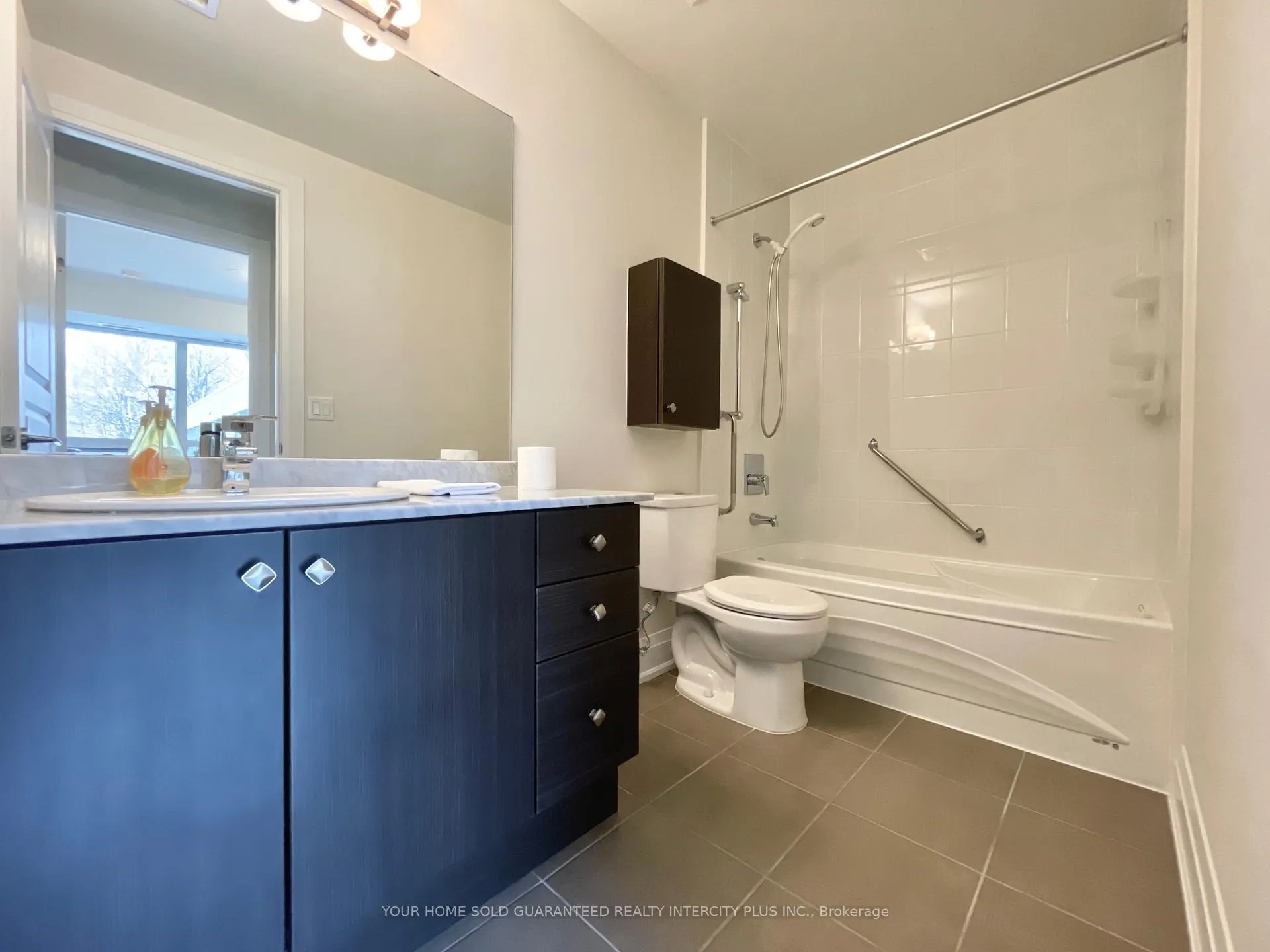 Photo 13 of Unit 516, 8302 Islington Avenue, Vaughan, Islington Woods — HOMEH