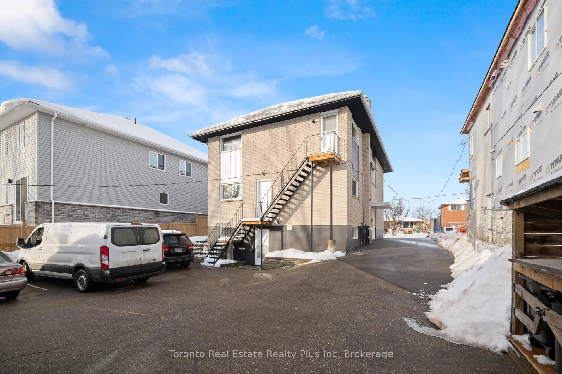 Photo 7 of 77 Second Avenue, Kitchener — HOMEH