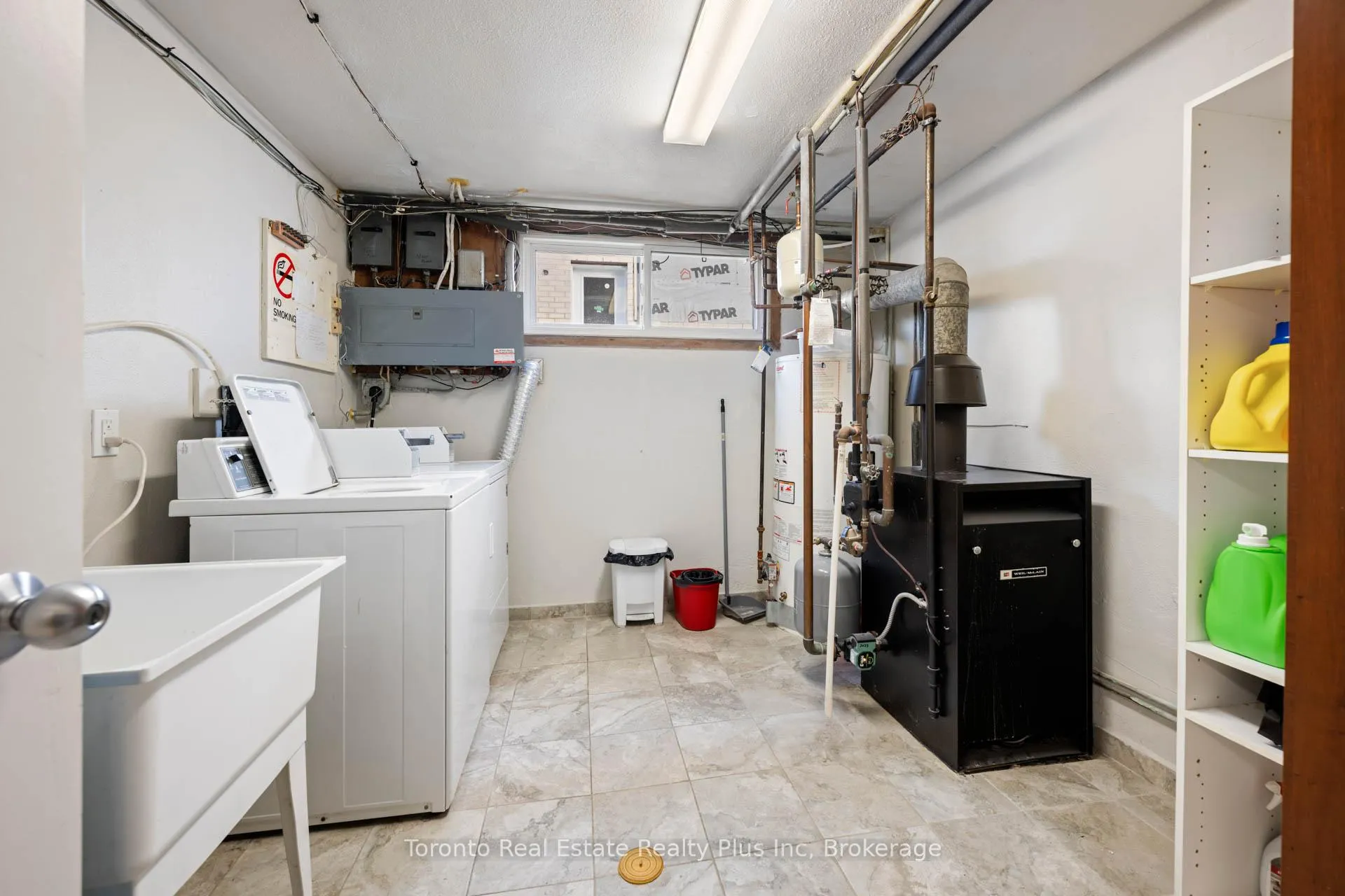 Photo 21 of 77 Second Avenue, Kitchener — HOMEH