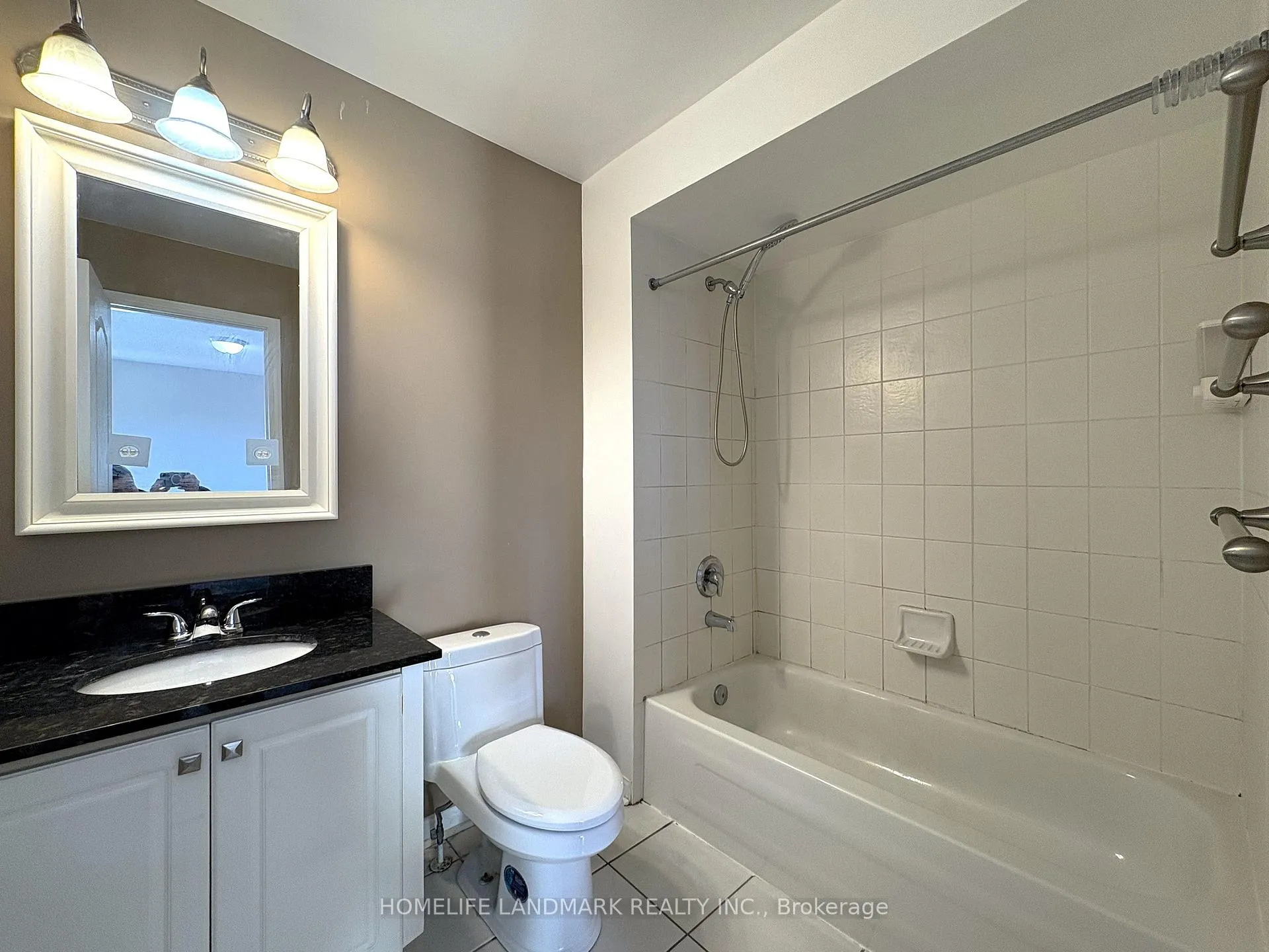 Photo 27 of 27 Devonwood Drive, Markham, Berczy — HOMEH