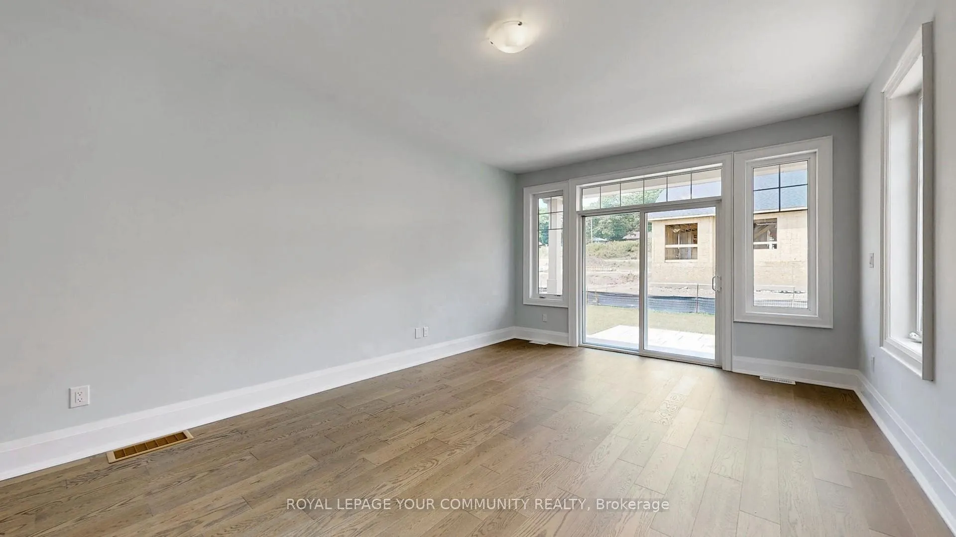 Photo 11 of 518 Bayport Boulevard, Midland — HOMEH