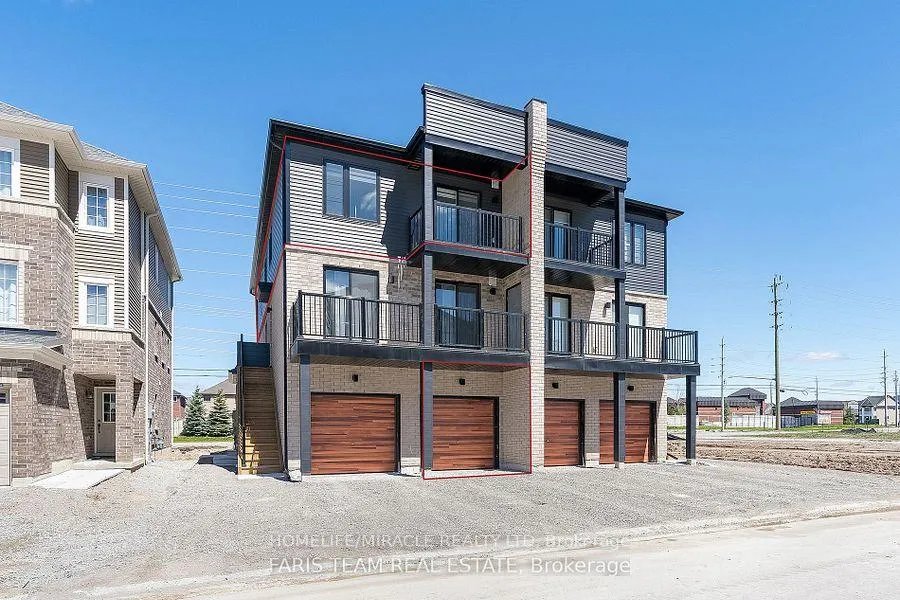 Photo 1 of Unit 2, 53 Pumpkin Corner Crescent, Barrie, Rural Barrie Southeast — HOMEH