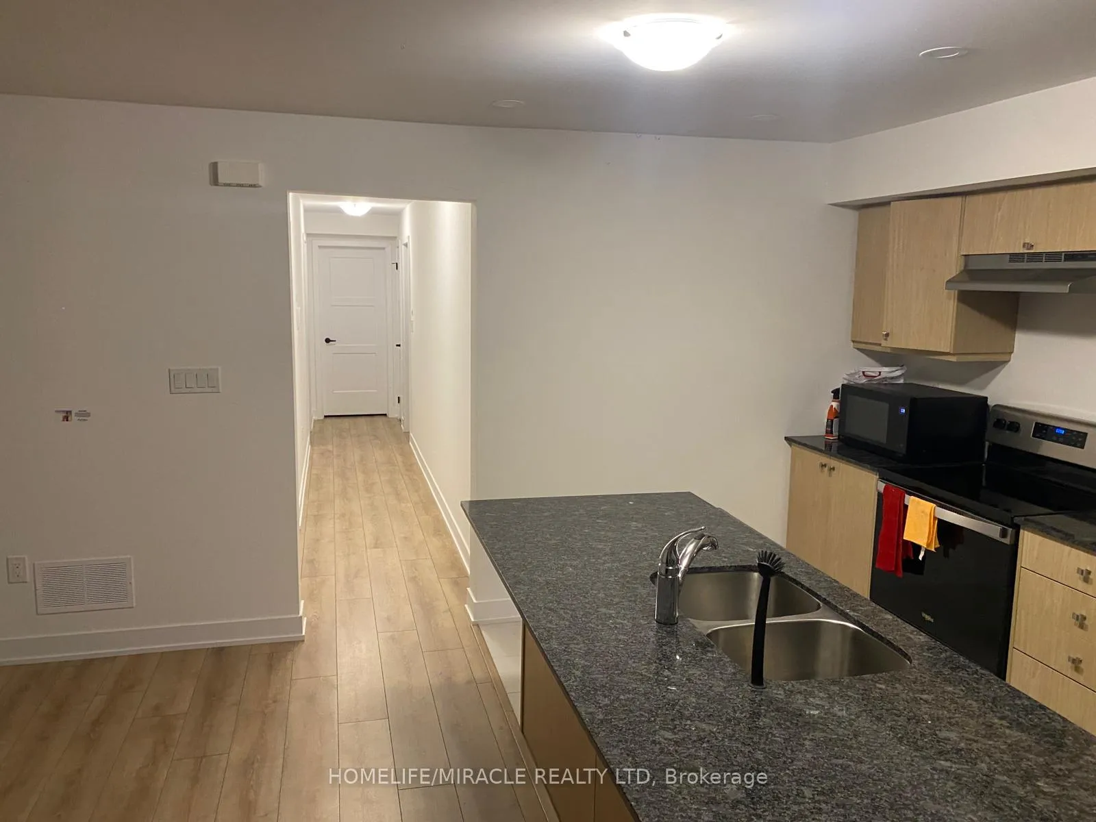 Photo 5 of Unit 2, 53 Pumpkin Corner Crescent, Barrie, Rural Barrie Southeast — HOMEH