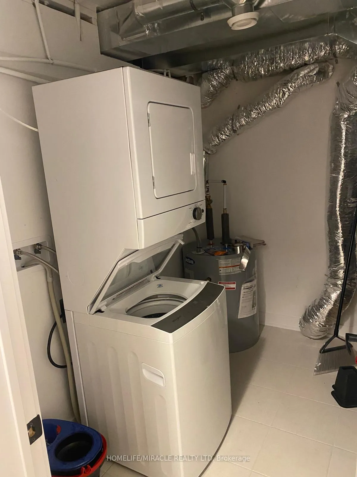 Photo 12 of Unit 2, 53 Pumpkin Corner Crescent, Barrie, Rural Barrie Southeast — HOMEH