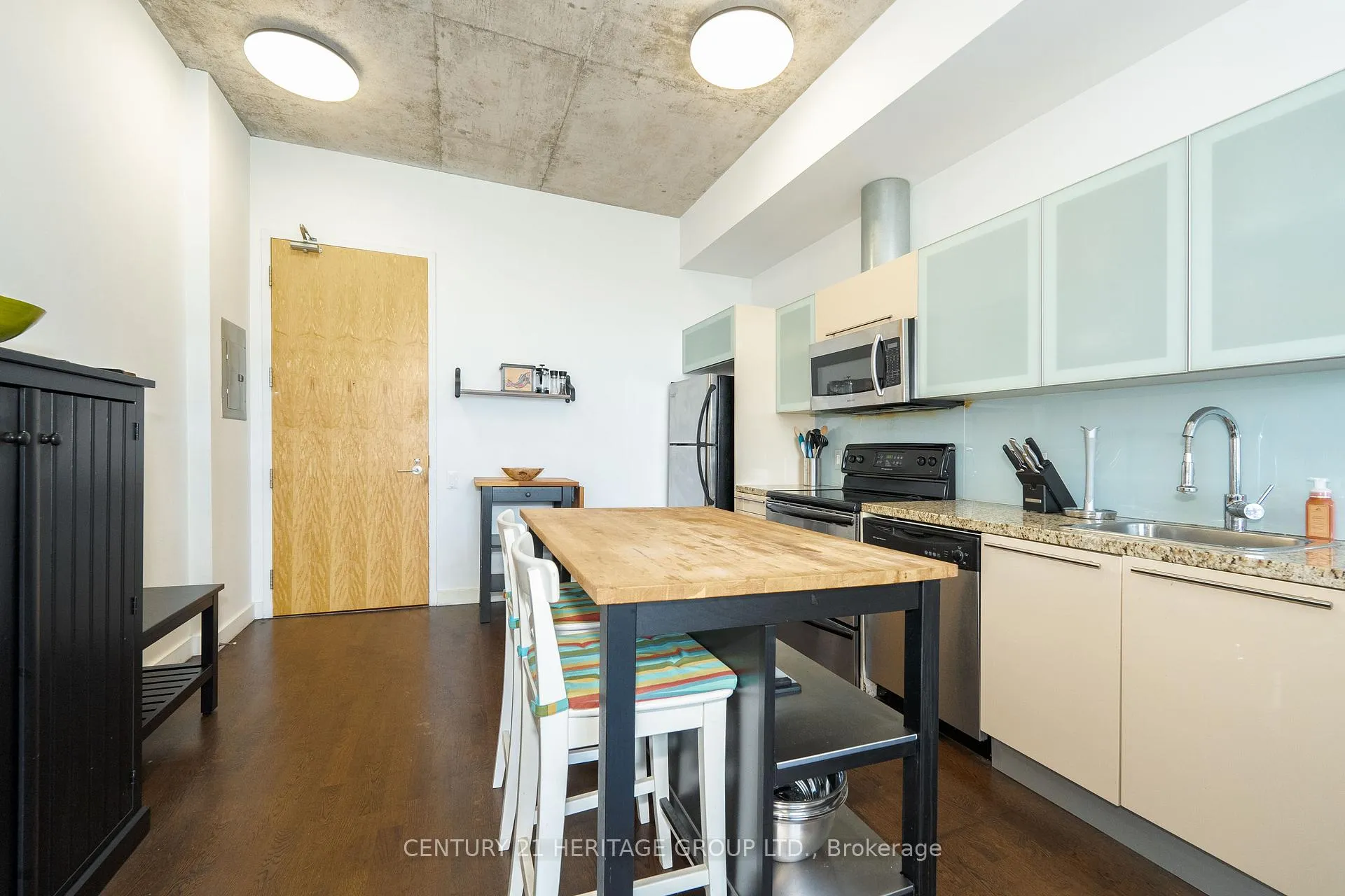 Photo 6 of Unit 607, 33 Mill Street, Toronto, Waterfront Communities — HOMEH
