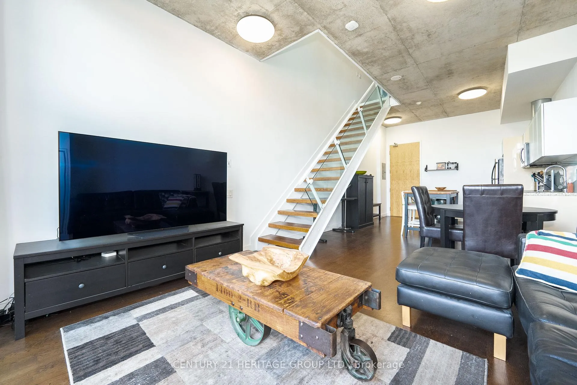 Photo 11 of Unit 607, 33 Mill Street, Toronto, Waterfront Communities — HOMEH
