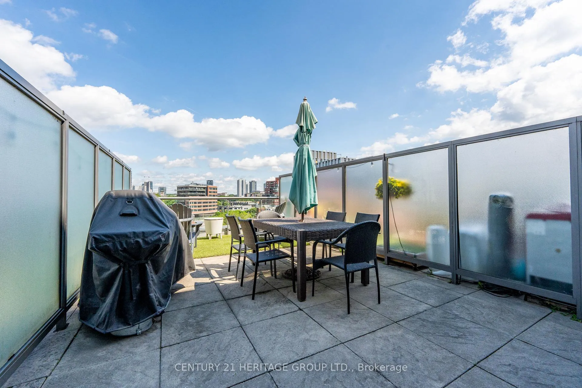 Photo 12 of Unit 607, 33 Mill Street, Toronto, Waterfront Communities — HOMEH