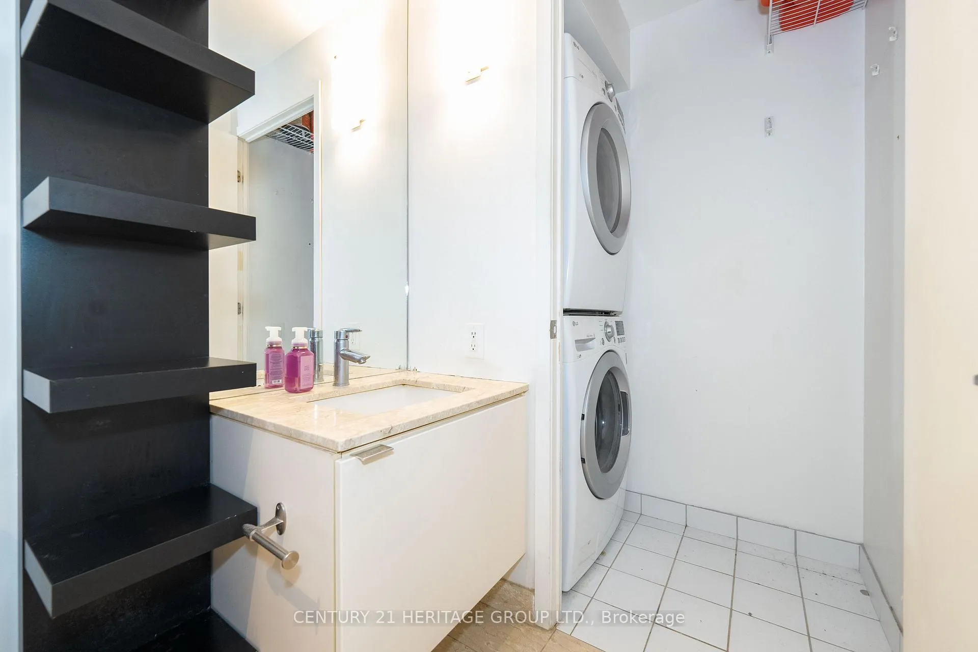 Photo 23 of Unit 607, 33 Mill Street, Toronto, Waterfront Communities — HOMEH