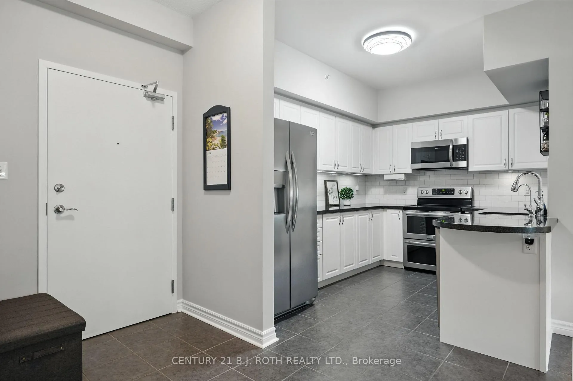 Photo 5 of Unit 112, 306 Essa Road, Barrie, 400 West — HOMEH