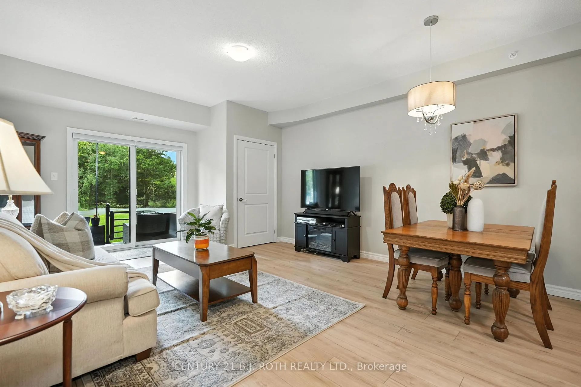 Photo 12 of Unit 112, 306 Essa Road, Barrie, 400 West — HOMEH