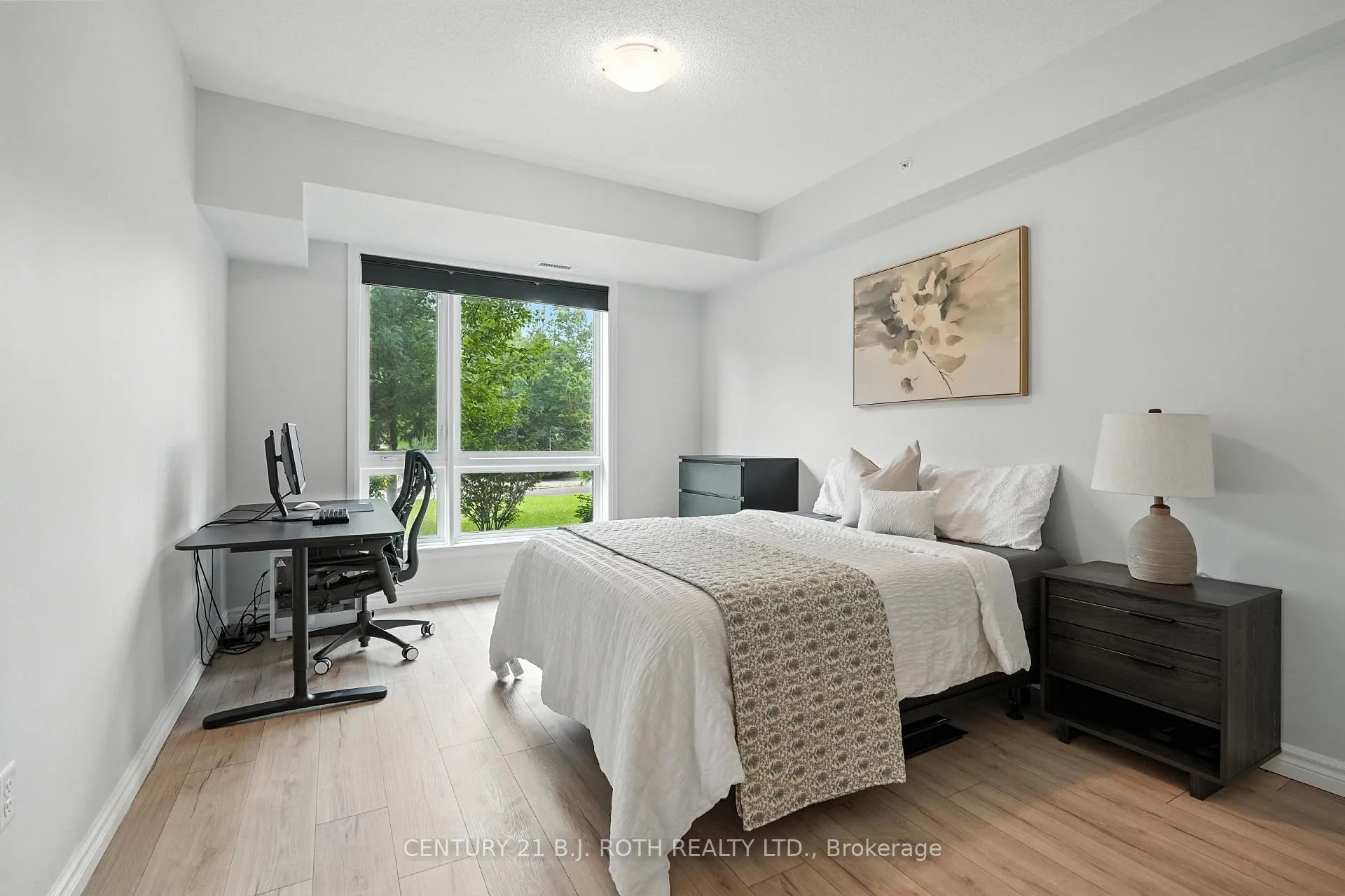 Photo 17 of Unit 112, 306 Essa Road, Barrie, 400 West — HOMEH