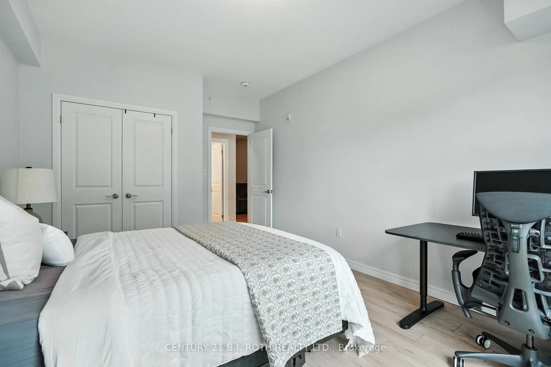 Photo 18 of Unit 112, 306 Essa Road, Barrie, 400 West — HOMEH