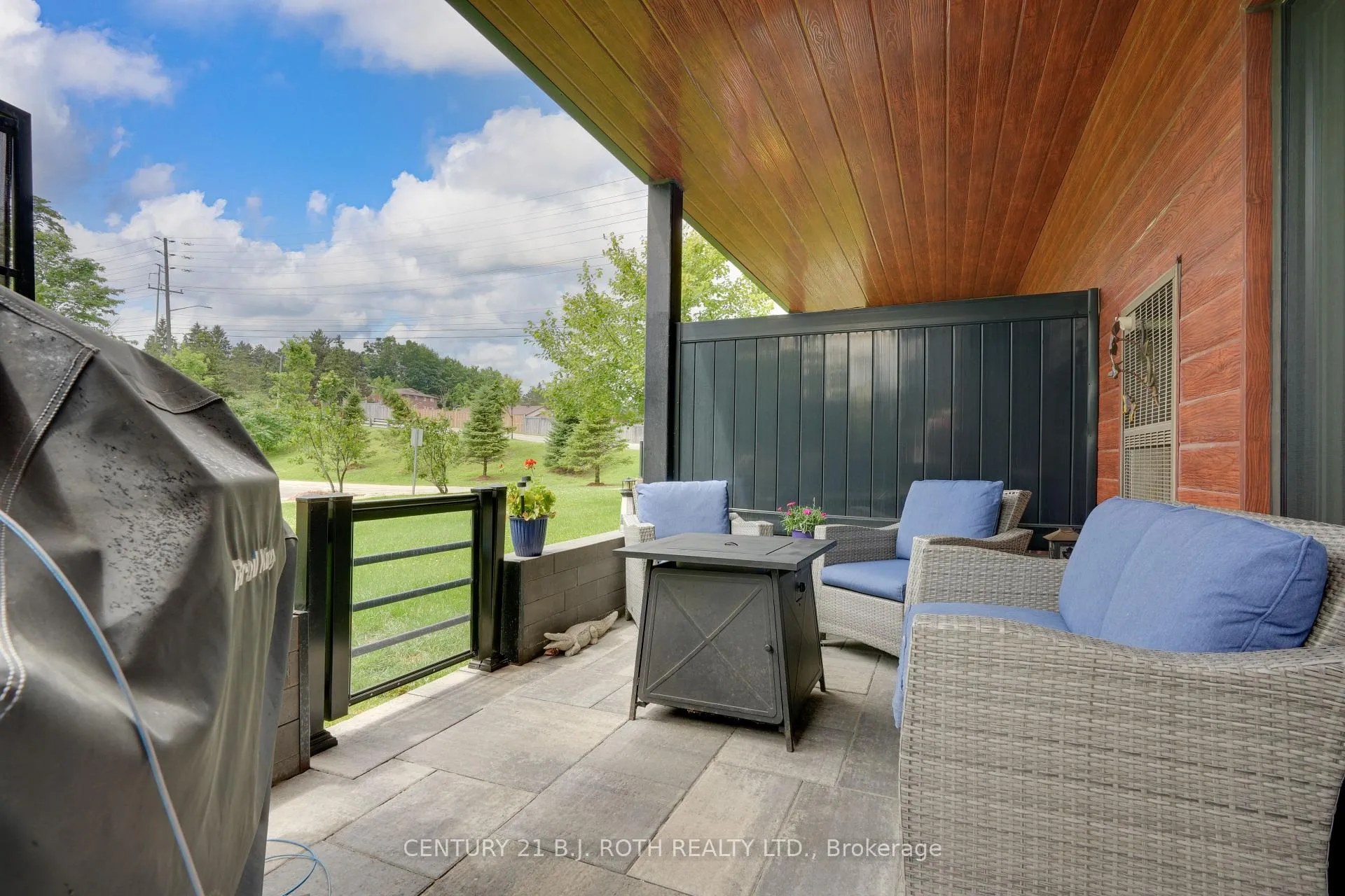 Photo 28 of Unit 112, 306 Essa Road, Barrie, 400 West — HOMEH