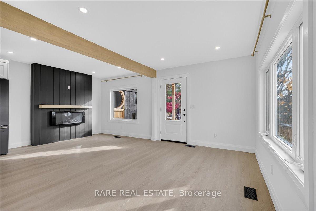 Photo 16 of 425 Codrington Street, Barrie, Codrington — HOMEH