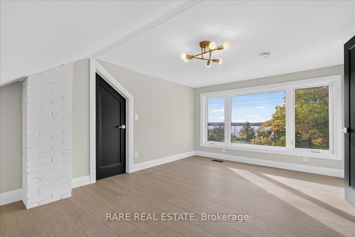 Photo 23 of 425 Codrington Street, Barrie, Codrington — HOMEH