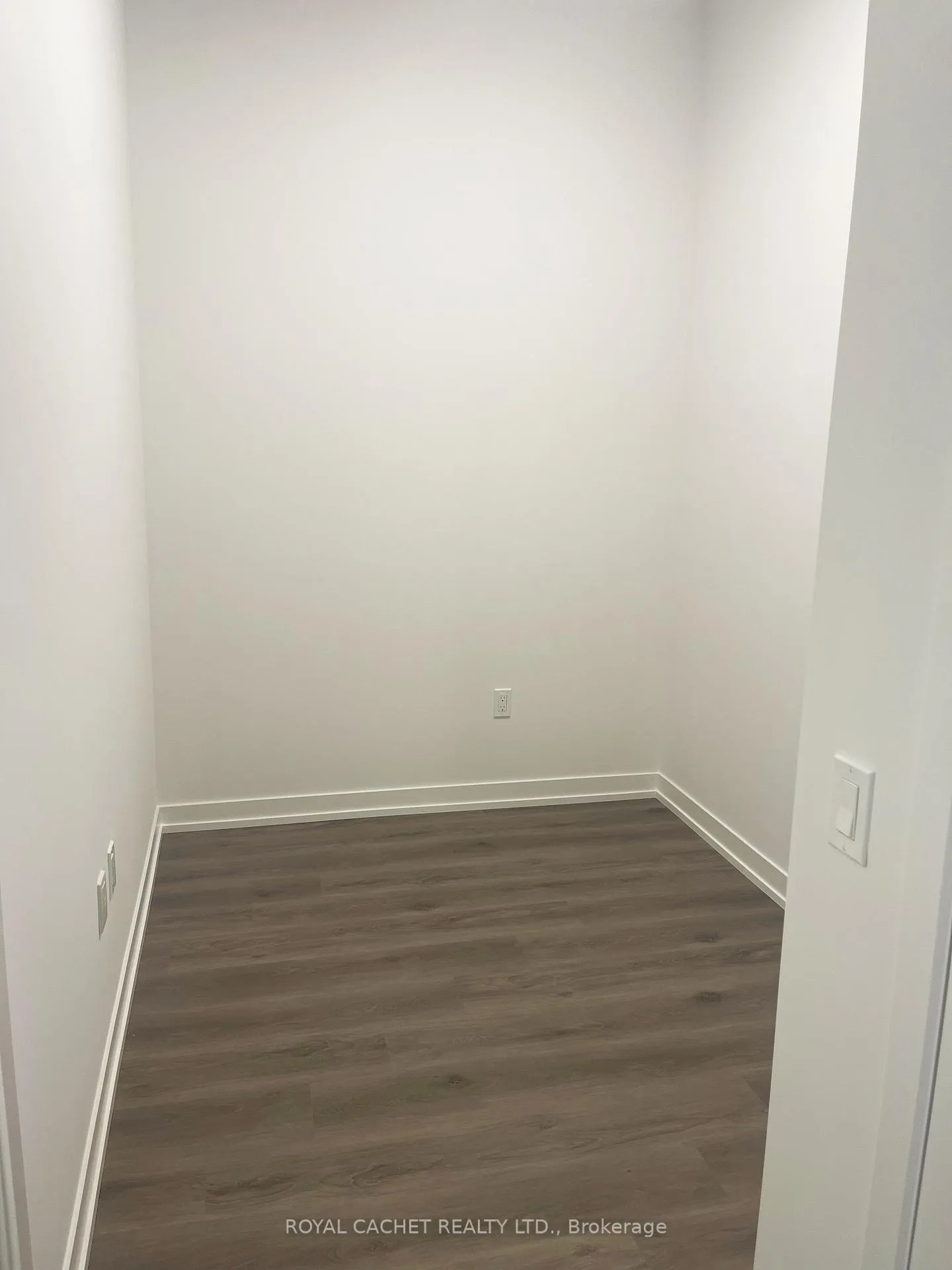 Photo 6 of Unit 2715, 225 Commerce Street, Vaughan, Vaughan Corporate Centre — HOMEH