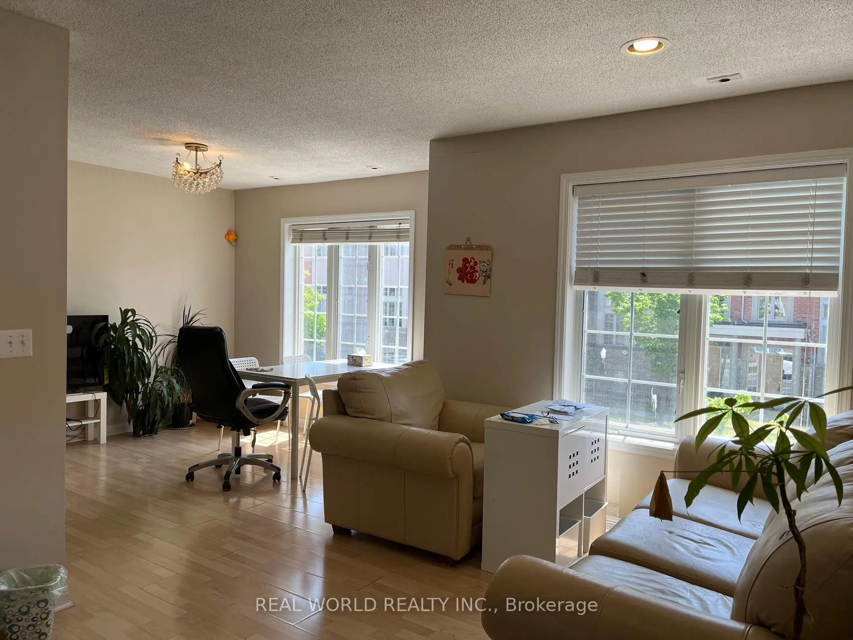 Photo 12 of Unit 13, 8 Cox Boulevard, Markham, Unionville — HOMEH