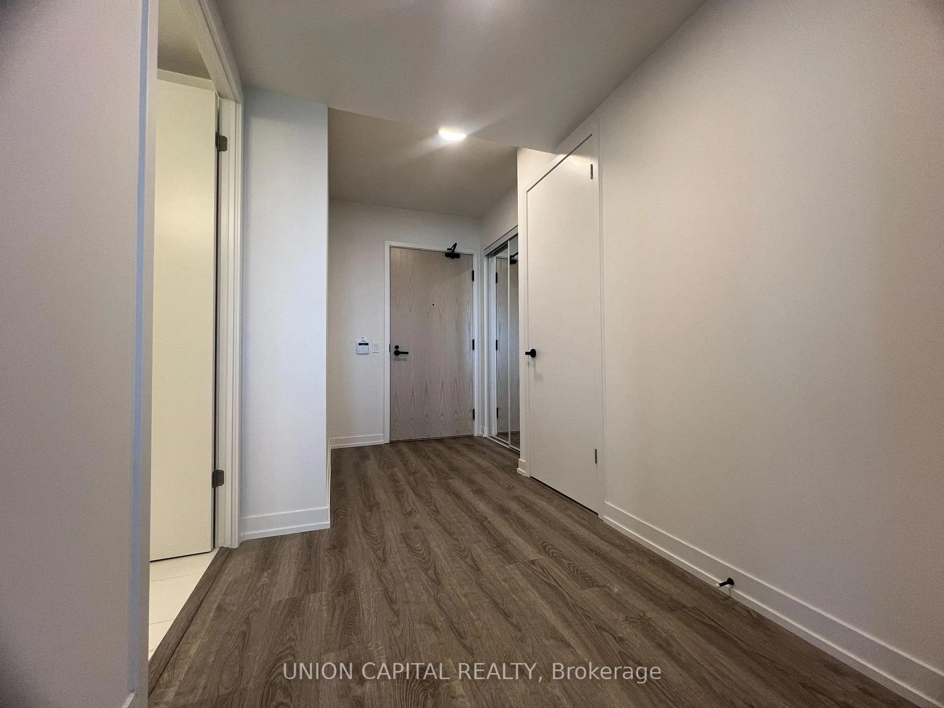 Photo 2 of Unit 1011, 195 Commerce Street, Vaughan, Concord — HOMEH