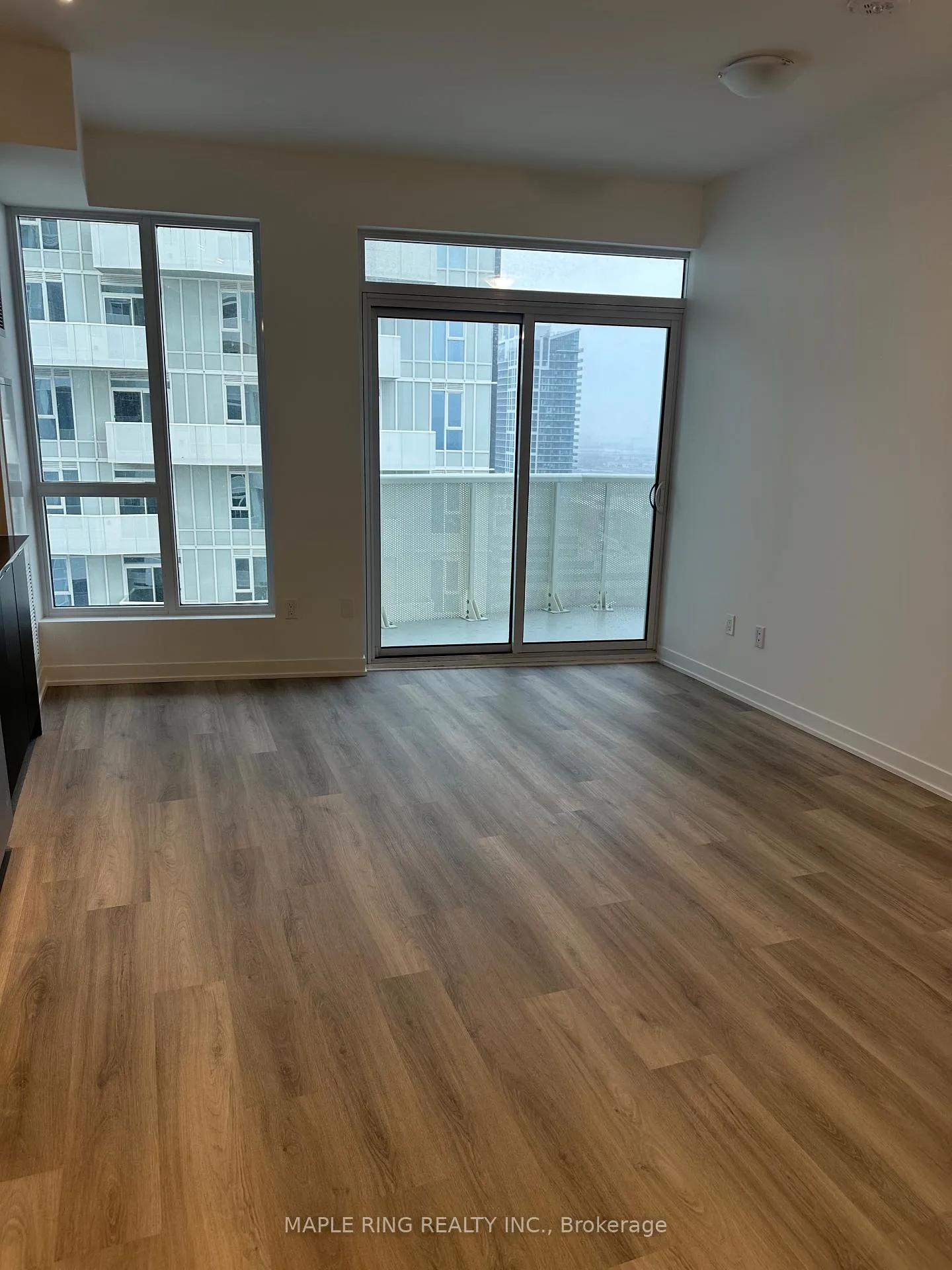 Photo 4 of Unit 1823, 498 Caldari Road, Vaughan, Concord — HOMEH