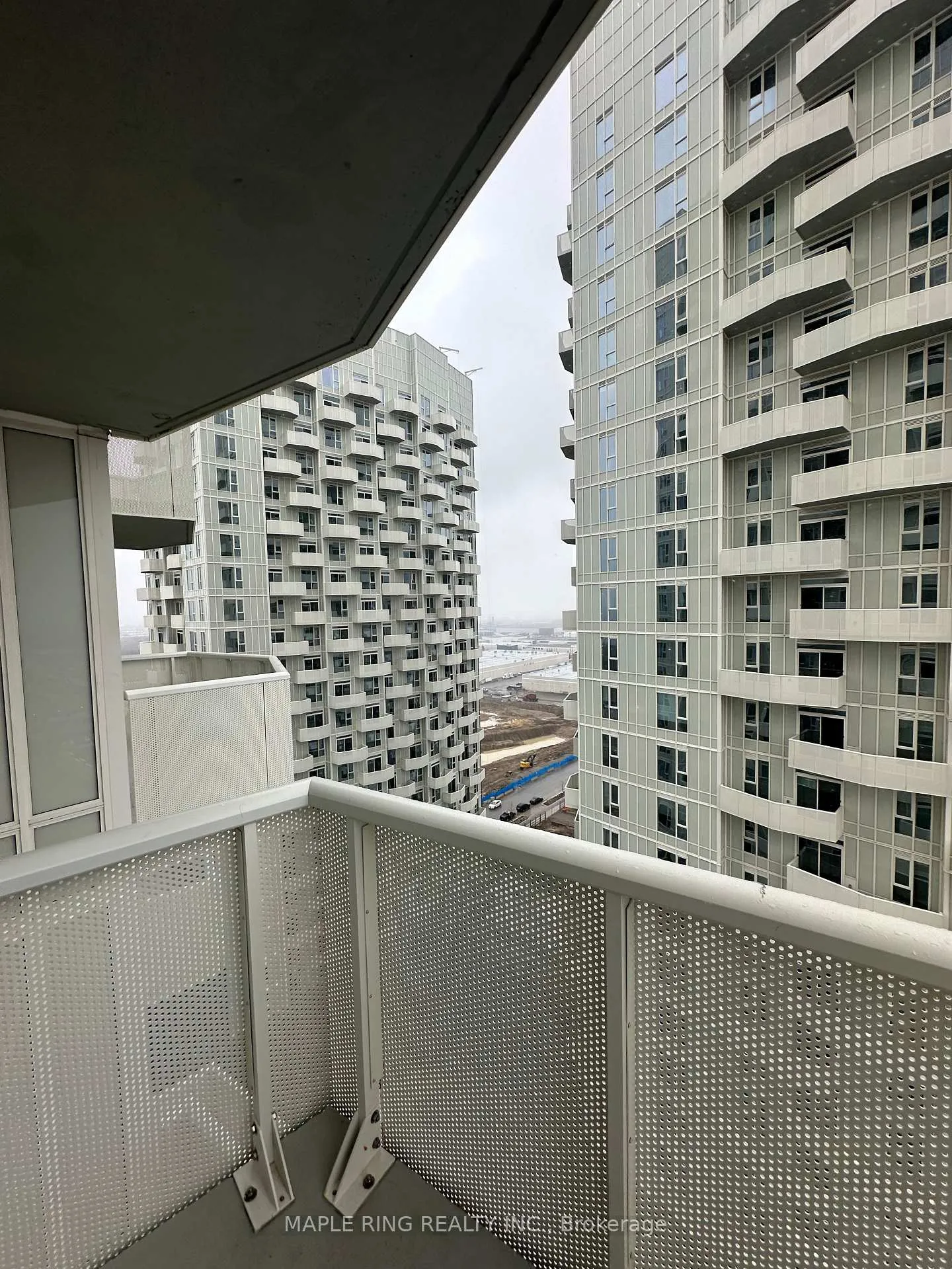 Photo 8 of Unit 1823, 498 Caldari Road, Vaughan, Concord — HOMEH