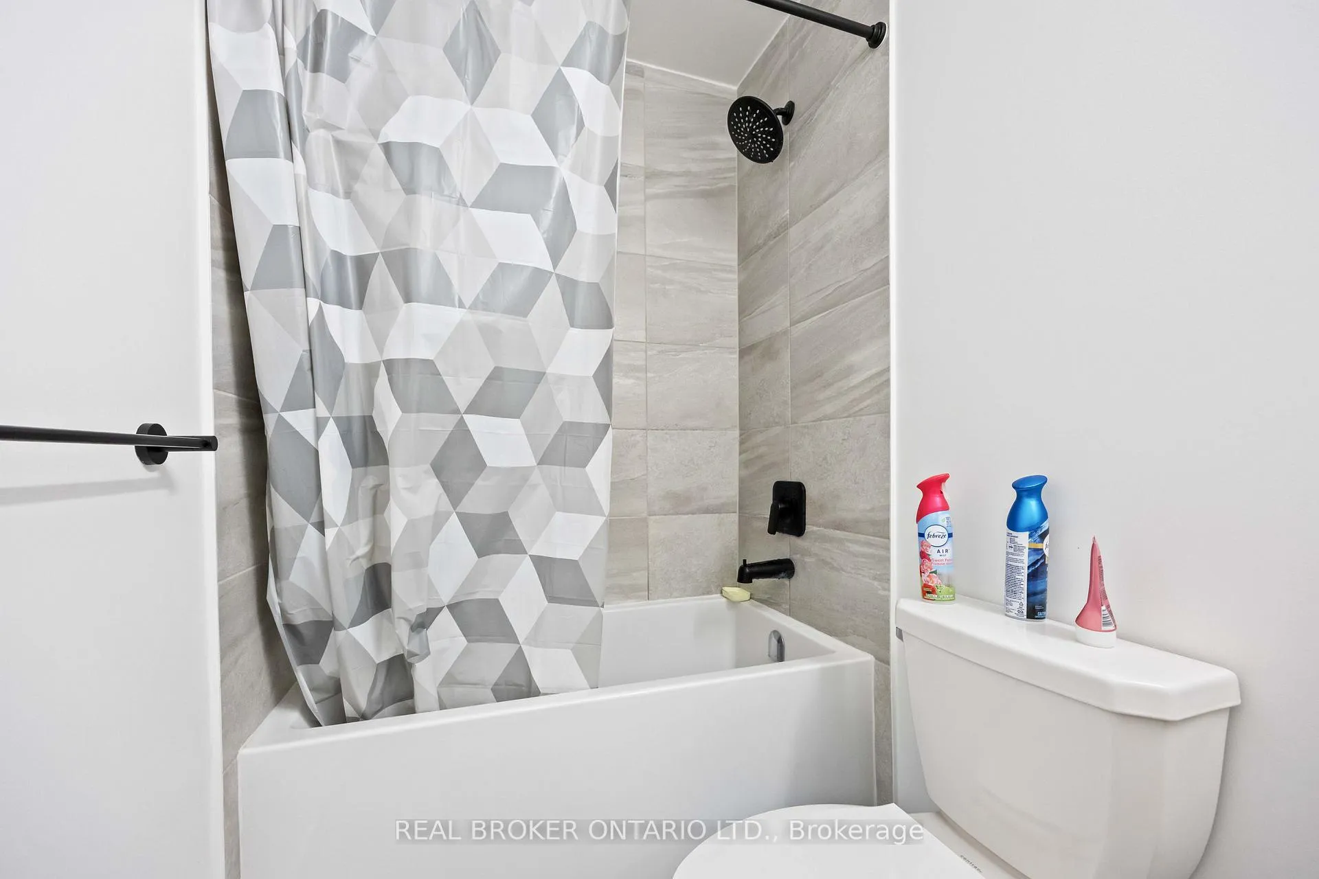Photo 18 of Unit 705, 2369 Danforth Avenue, Toronto, East End-Danforth — HOMEH