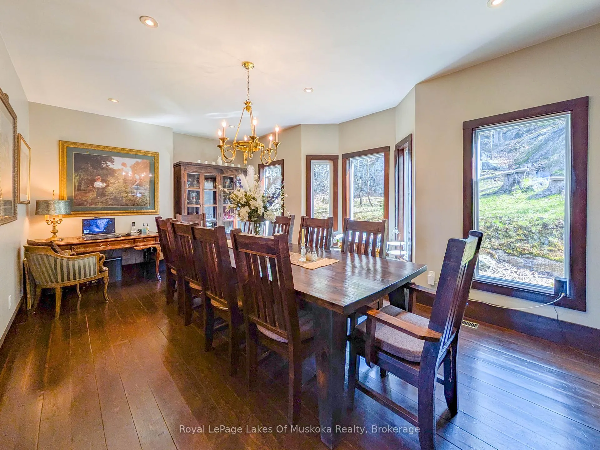 Photo 13 of 1441 Cedar Lane, Bracebridge, Macaulay — HOMEH