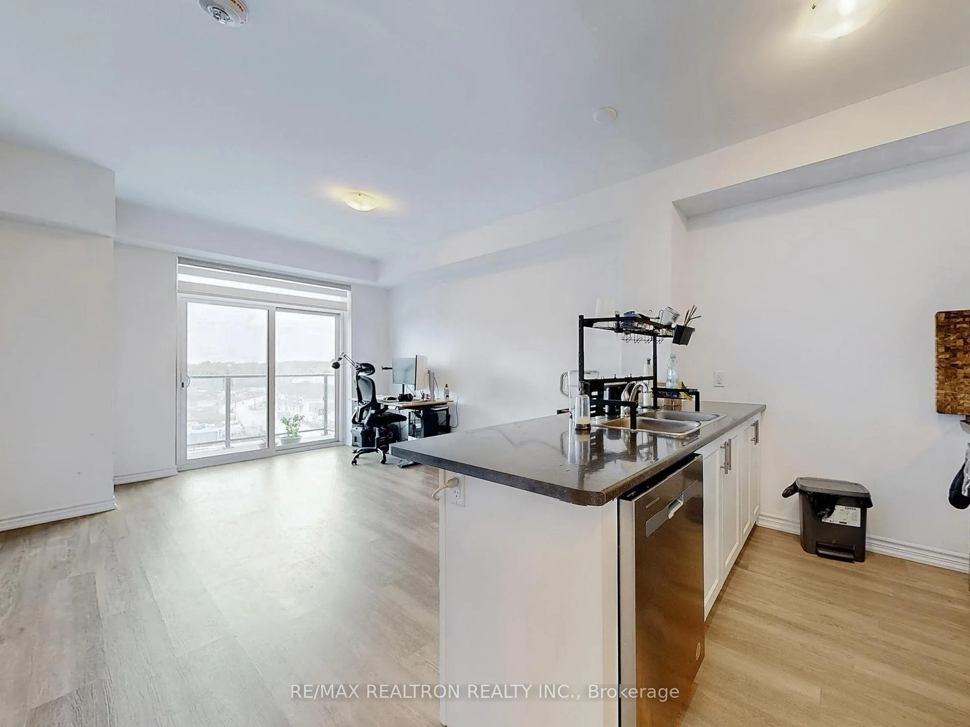 Photo 16 of Unit 610, 470 Dundas Street E, Hamilton, Waterdown — HOMEH