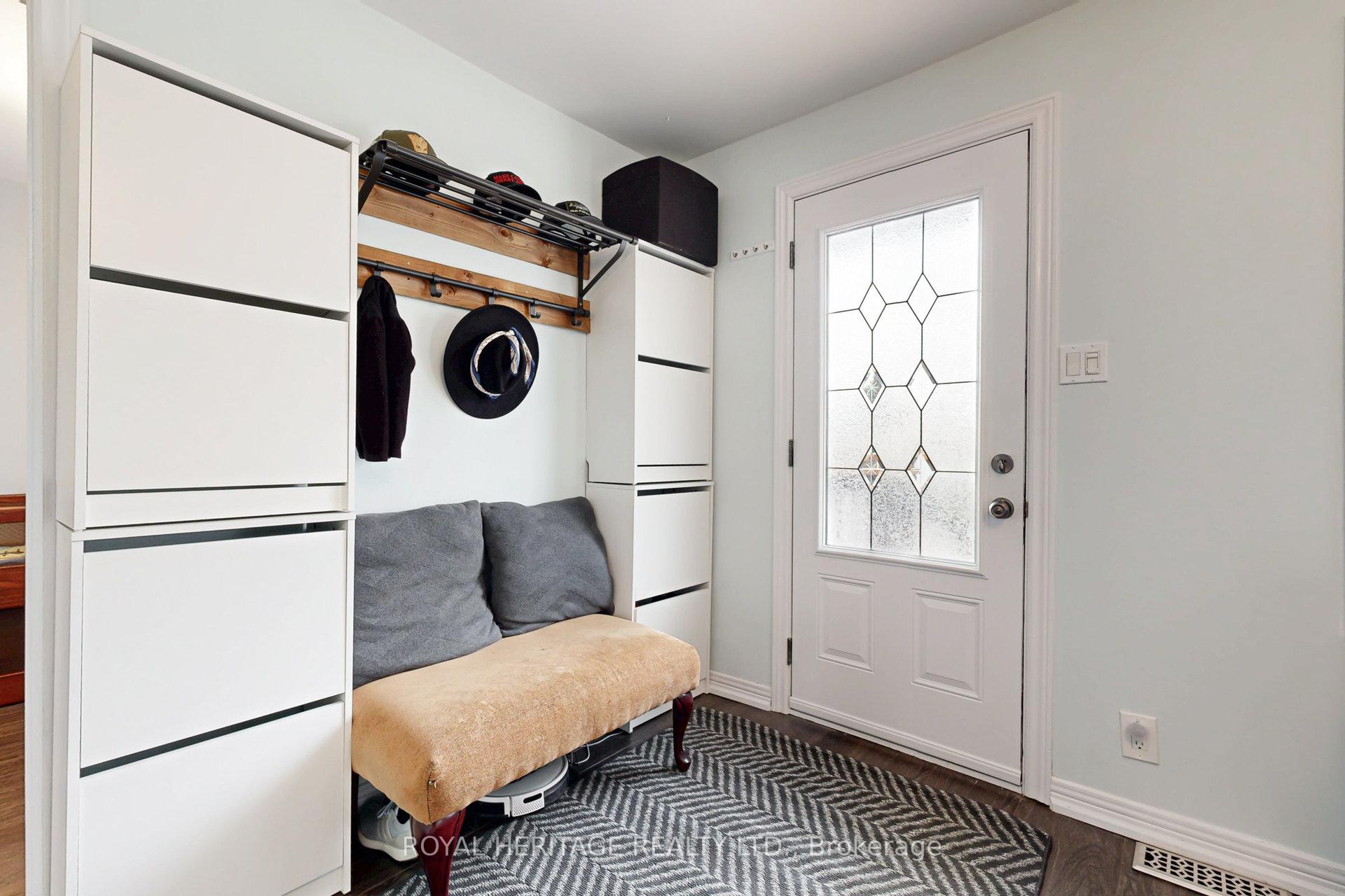 Photo 7 of 27 York Street, Ajax, Central — HOMEH