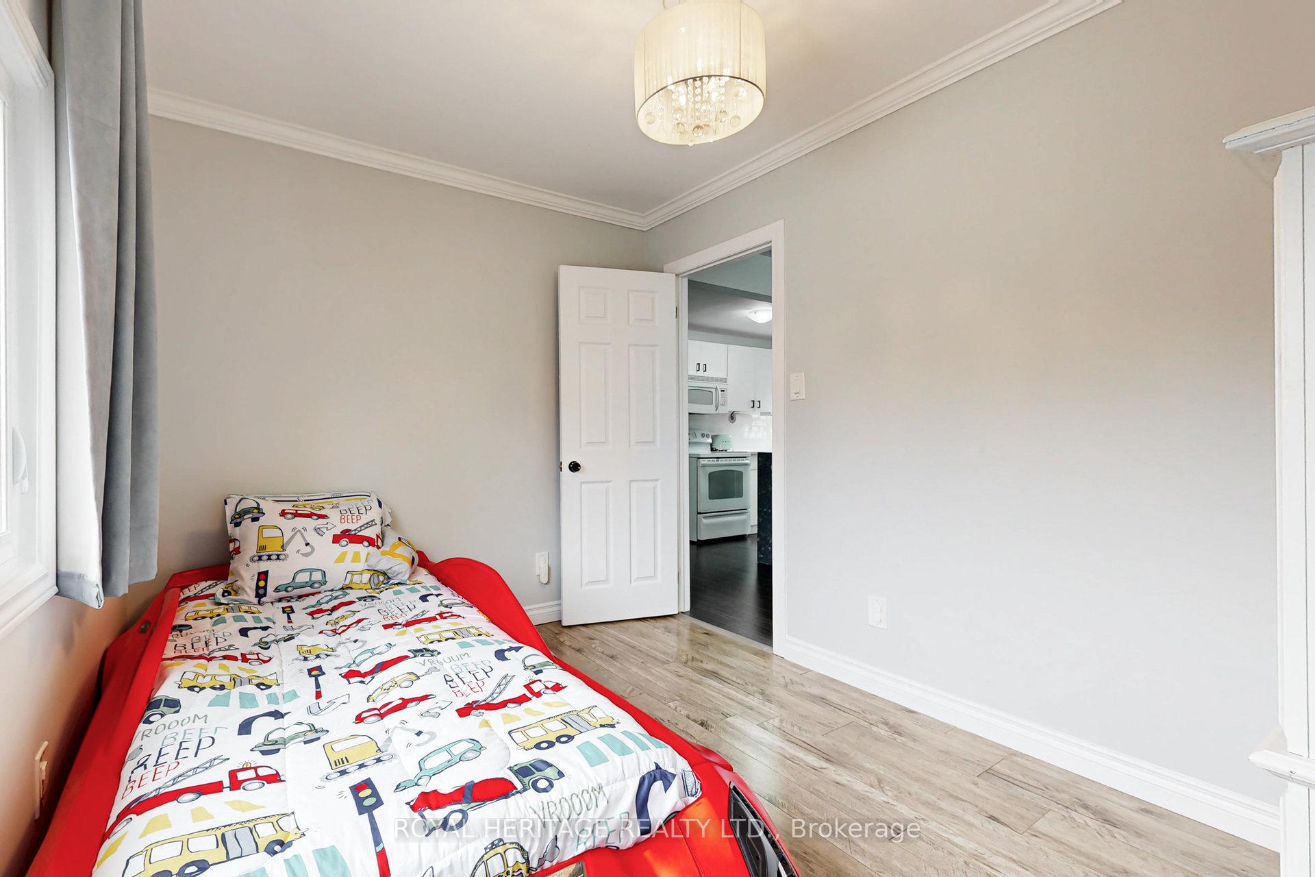 Photo 33 of 27 York Street, Ajax, Central — HOMEH