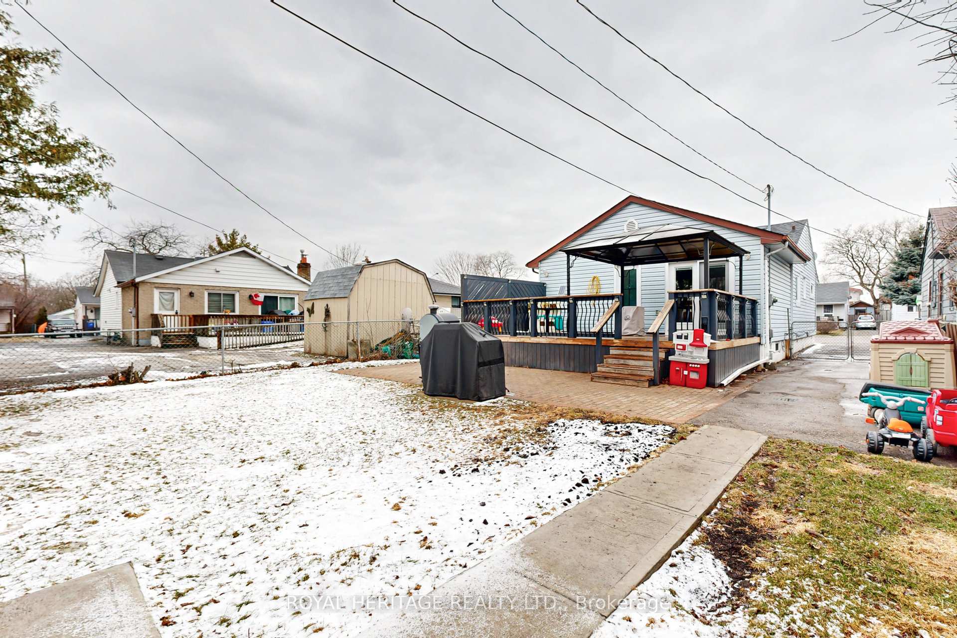Photo 46 of 27 York Street, Ajax, Central — HOMEH