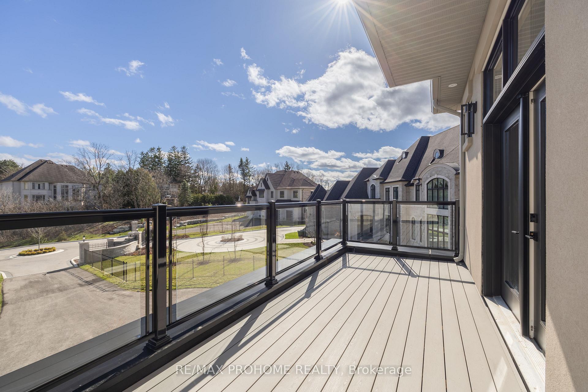Photo 32 of 190 Kennedy Street W, Aurora, Aurora Village — HOMEH