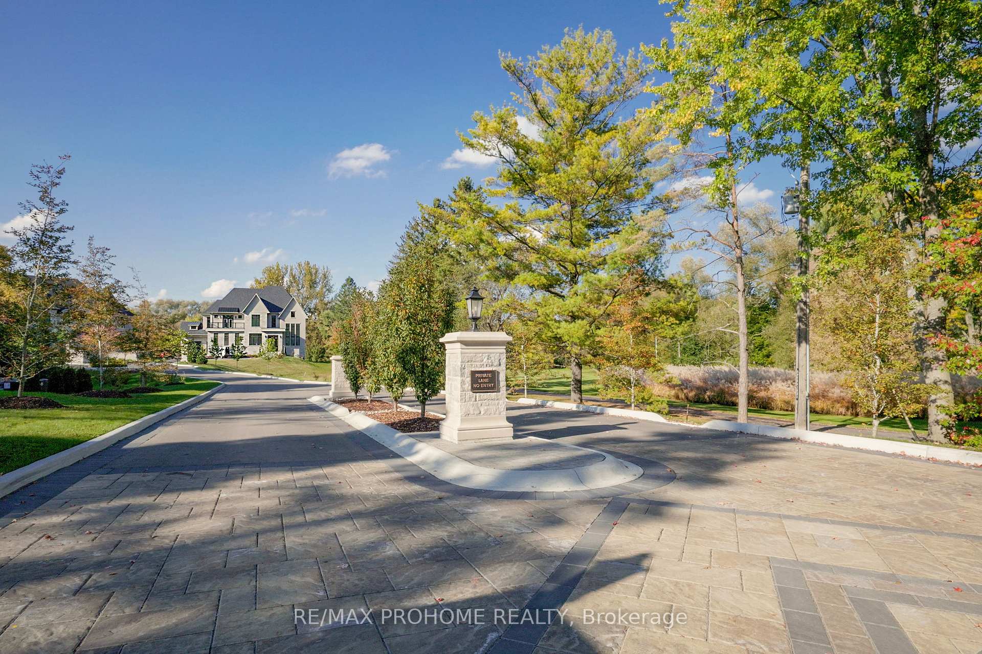 Photo 38 of 190 Kennedy Street W, Aurora, Aurora Village — HOMEH