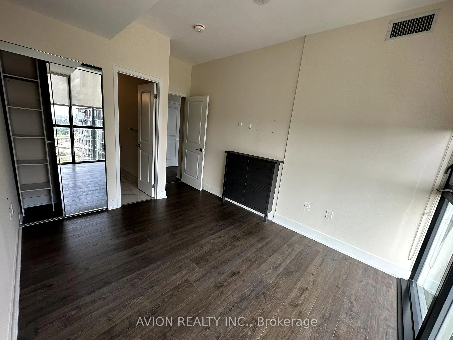 Photo 8 of Unit 3302, 2916 Hwy 7 Road, Vaughan, Concord — HOMEH