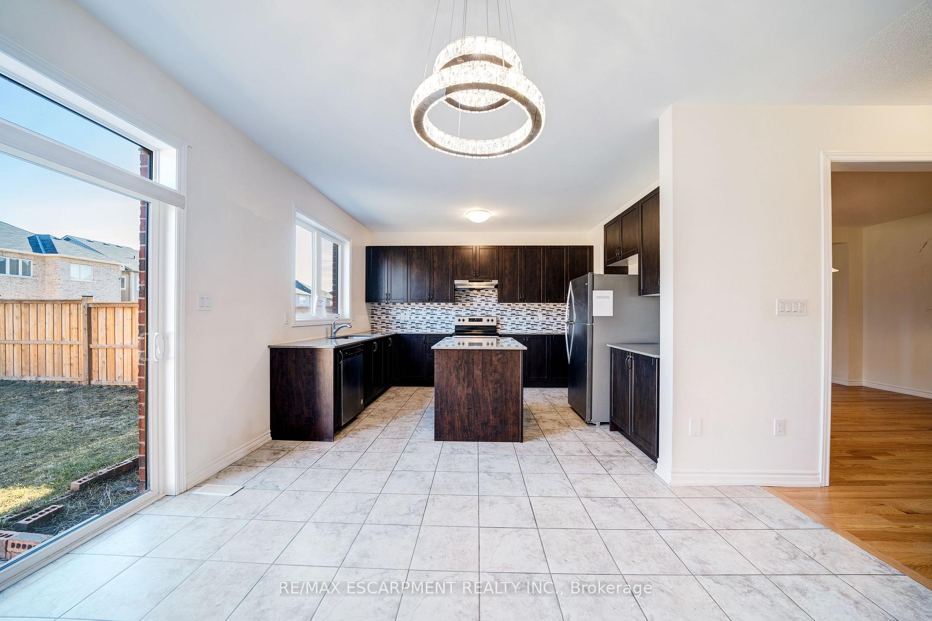 Photo 13 of 865 Fallis Line, Cavan Monaghan, Cavan Twp — HOMEH
