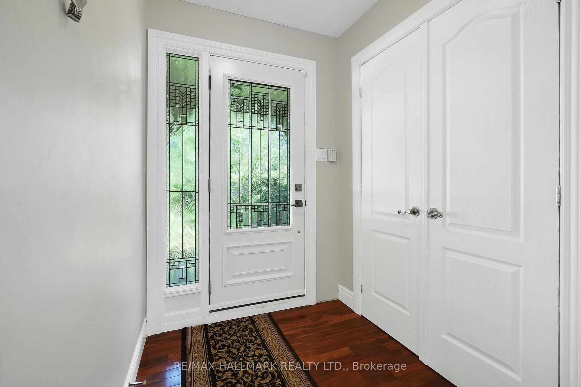 Photo 12 of 211 Foundry Street, Caledon, Bolton West — HOMEH