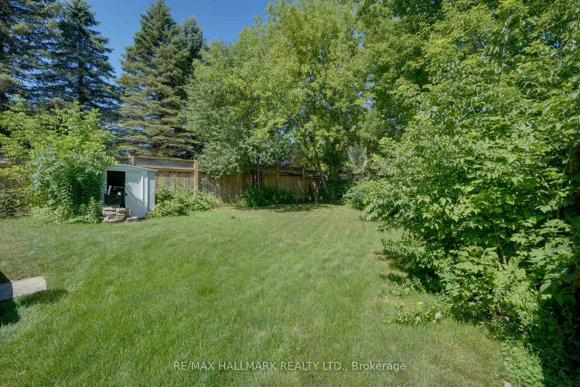 Photo 7 of 211 Foundry Street, Caledon, Bolton West — HOMEH