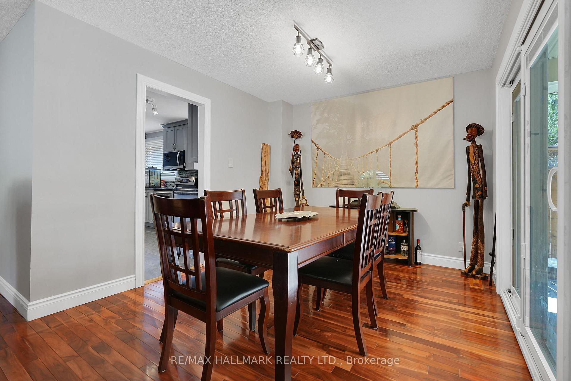 Photo 8 of 211 Foundry Street, Caledon, Bolton West — HOMEH